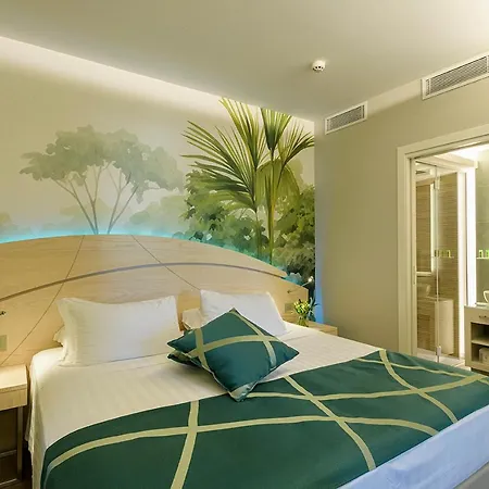 Color Style, Design & Gourmet 4* Μπαρντολίνο