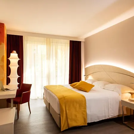 Color Style, Design & Gourmet فندق 4*