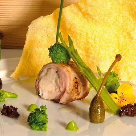 Color Style, Design & Gourmet فندق باردولينو