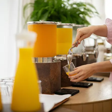 Color Style, Design & Gourmet 4*