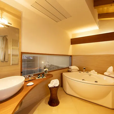Color Style, Design & Gourmet Hotell
