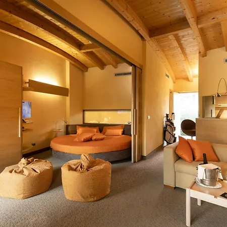 Color Style, Design & Gourmet Hotel 4*