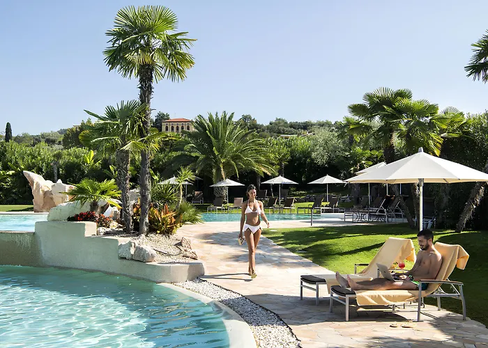 Color Style, Design & Gourmet Hotell Bardolino