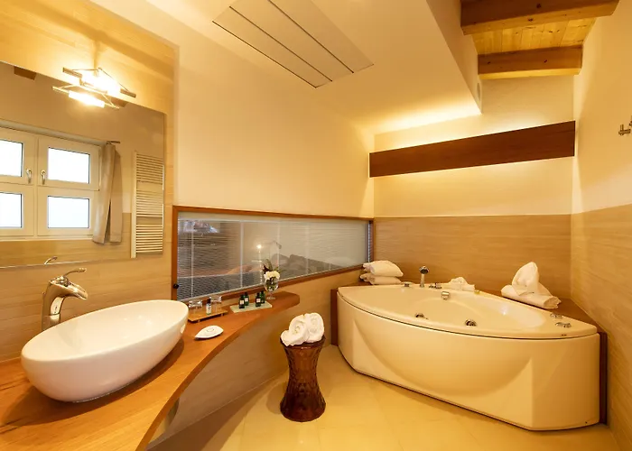 Color Style, Design & Gourmet فندق