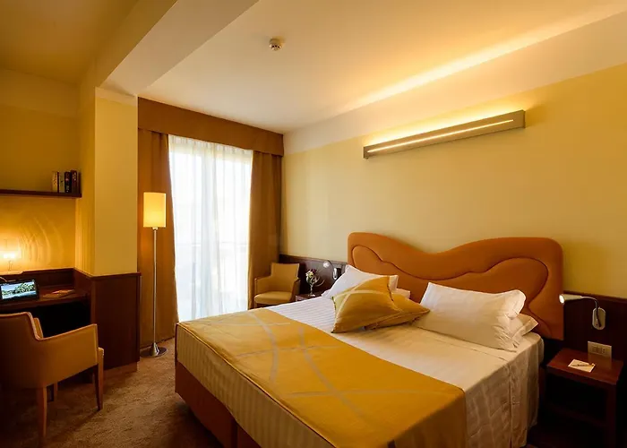 Color Style, Design & Gourmet فندق