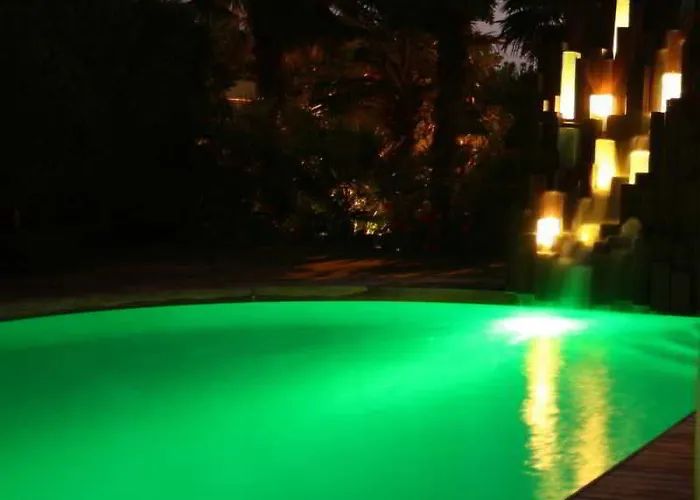 Color Style, Design & Gourmet فندق