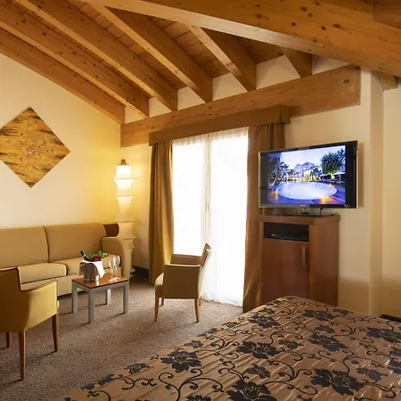 Color Style, Design & Gourmet 4* 巴多利诺